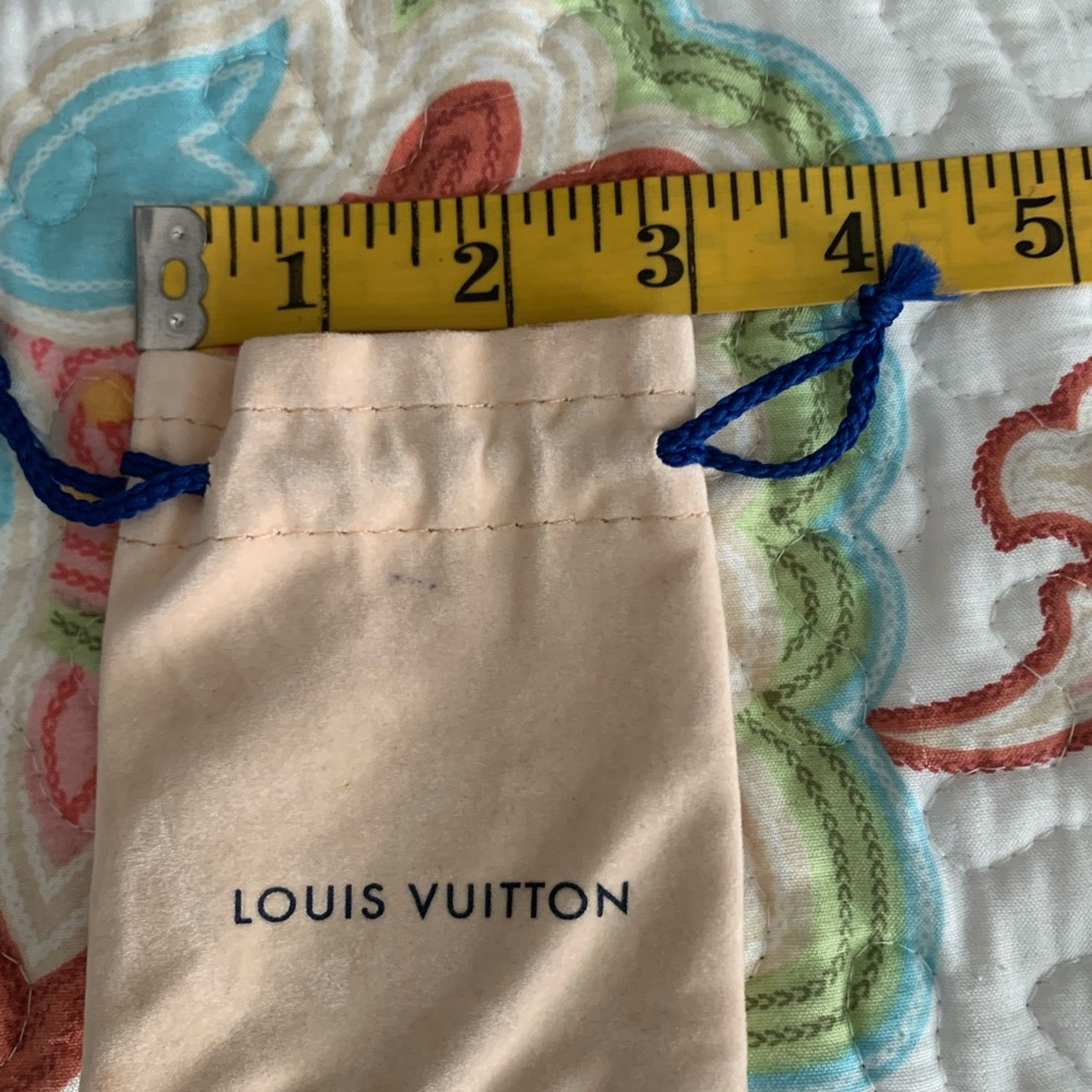 Louis Vuitton Drawstring Pouch - image 6